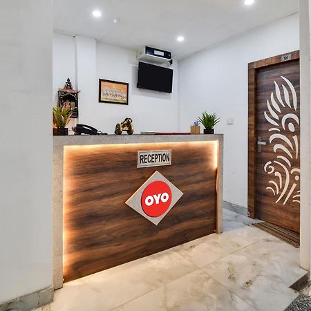 Hotel O Golden King Guest House Nova Deli Exterior foto