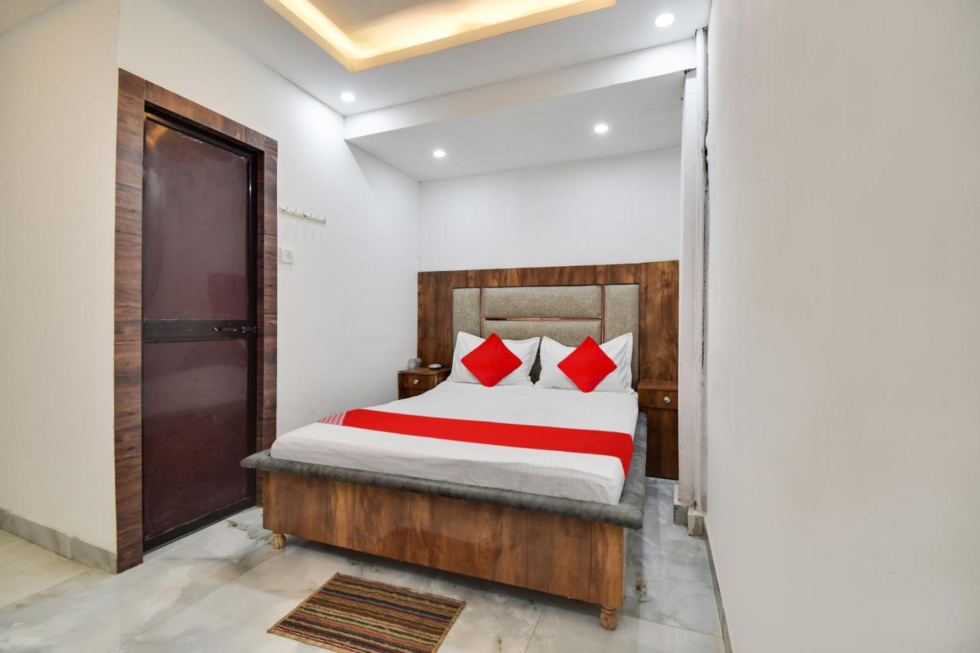 Hotel O Golden King Guest House Nova Deli Exterior foto